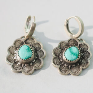 Flora Huggie Hoops