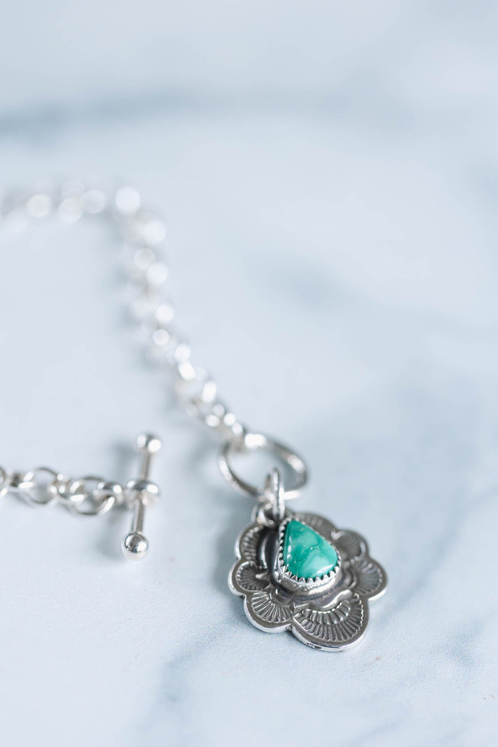 Emerald Valley Chunky Chain Bracelet - Image 2