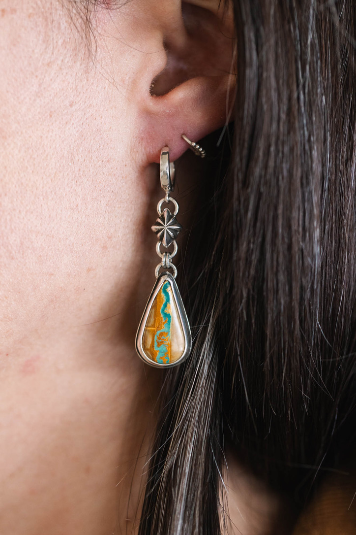 Royston Ribbon Diamond Huggie Hoops - Image 4